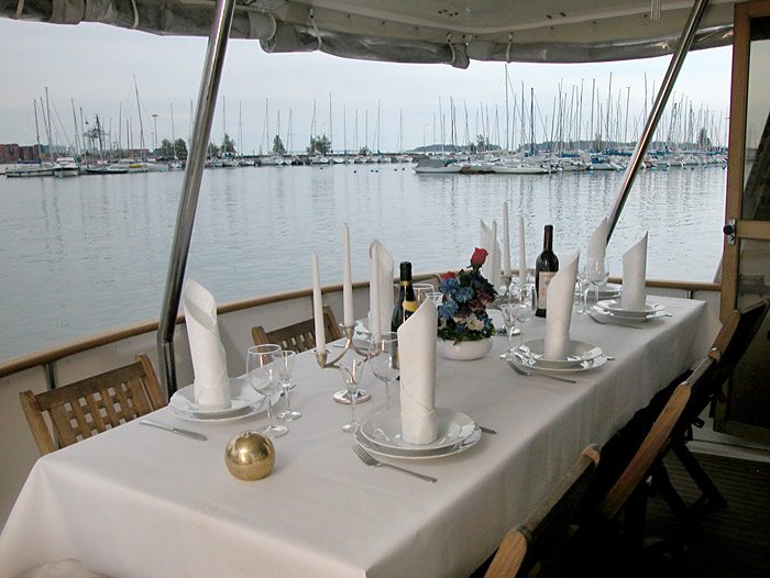 Dining room at the afterdeck